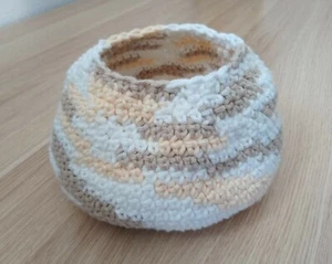 small pet rat gerbil hamster round bed hand-crocheted handmade multi-color - Picture 1 of 3