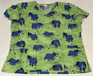 Blusa Médica Disney Eeyore Verde Lima Estampado Completo y Lindos Frases Unisex 2XL - Imagen 1 de 6