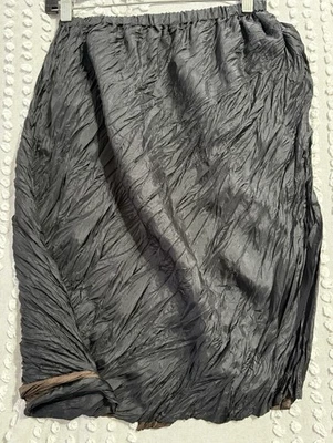 Issey Miyake Vintage Women’s Black Twisted Hem Skirt With Brown Contrast Lining - Image 1 of 4