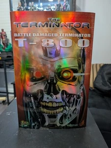 Hot Toys MMS002 The Terminator Battle Damaged Terminator T-800 1/6 12in Complete - Picture 1 of 5