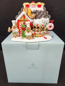 Candelabro de Navidad PartyLite Gingerbread Village #2 casa de panadería P8199 - Imagen 1 de 7
