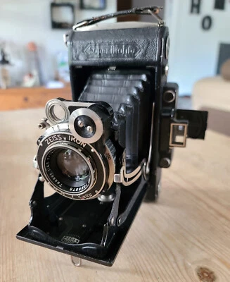 Ancien appareil Photo à soufflet - ZEISS IKON -  SUPER IKONTA - Télémètre - 1935 - Photo 1/4