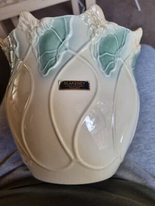 Art Nouveau BLAKENEY FLEUR ENGLAND Planter Vase Pottery Cream & Green 1970's - Picture 1 of 5