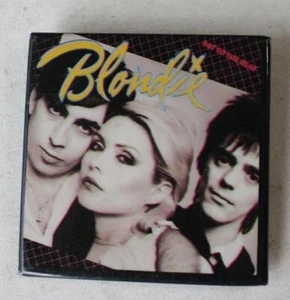Blondie Debbie Harry Eat To The Beat Album Arte de portada Cuadrado Celuloide Pinback - - Imagen 1 de 1
