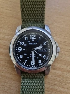 Seiko Men's Solar V158 Military Style Watch with Canvas Strap - Picture 1 of 6
