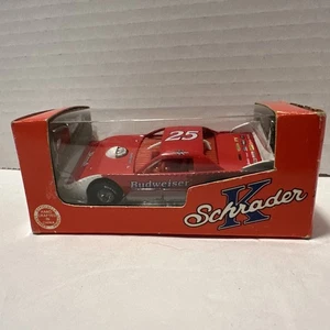 Vintage Ken Schrader #25 Budweiser 1/64 Action 1995 Dirt Car Late Model Neu - Bild 1 von 5
