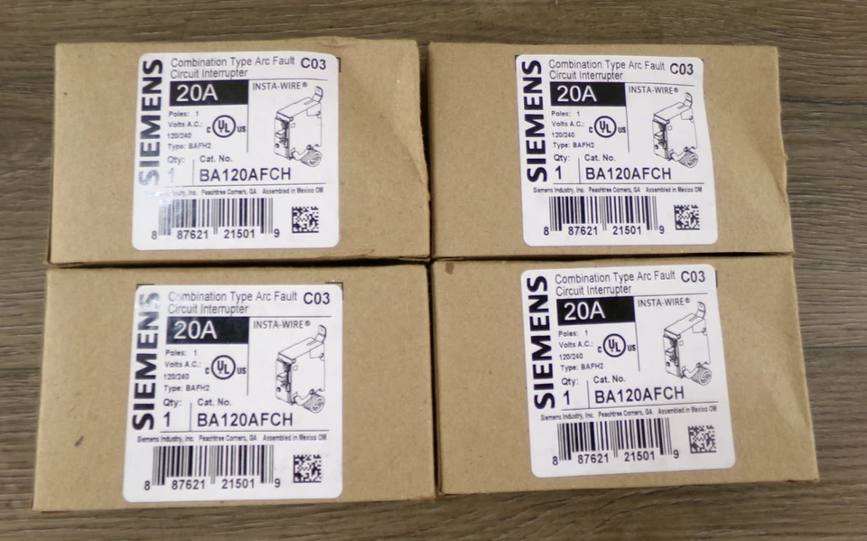 Novo Disjuntor BA120AFCH Siemens 20 Amp Estojo Moldado (Pacote com 4) S6 - Imagem 1 de 1