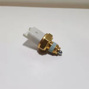 INTERRUTTORE LUCE RETROMARCIA FACET PEUGEOT 1007 - 2008 - 206 - 207 PER 225752 - Imagen 1 de 3
