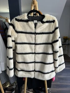 Gap Kids Faux Fur Jacket Size XXL/16 - Picture 1 of 3