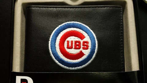 MLB Chicago Cubs Embroidered Billfold / Wallet Cover