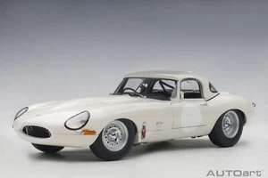 73649 Jaguar Lightweight E-Type 2015 ( white) (composite model/ ful 1:18 Autoart - Picture 1 of 1