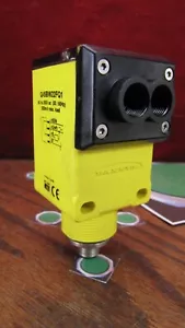 Banner Q45BW22FQ1 Fiber Optic Photoelectric Sensor, 90–250 VAC, 4-Pin Mini QD - Picture 1 of 6