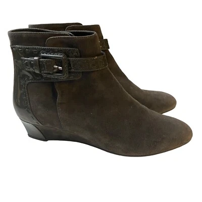 Tods Women Boot Size 39.5 9.5 Low Wedge Tronchetto Gray Suede BuckleUp Bootie - Image 1 of 4