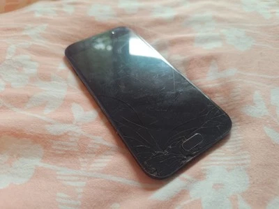 Samsung Galaxy A5 (2017)  SM-A520F 3GB/32GB - Image 1 of 4