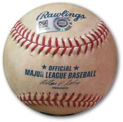 David Peralta Game Used Baseball 6/15/2014 Hit - Double off Beckett AZ HZ167537 - Image 1 of 3