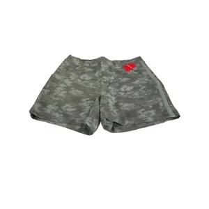 Spanx Women's Camo Print Shorts Size XL New with Tags 6" - Picture 1 of 3