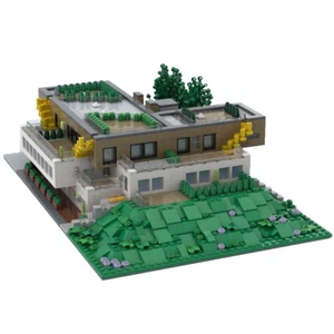 MOC: Villas Apartment Architecture on a Hill Modular Building 2089 Pieces - Picture 1 of 4
