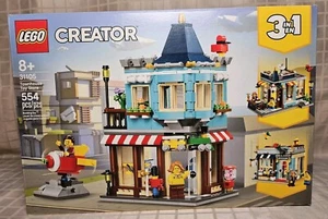 LEGO 31105 Creator 3 en 1 Townhouse Toy Store - Imagen 1 de 5