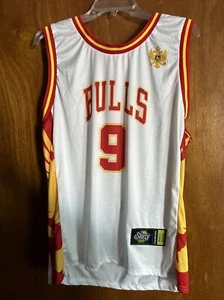 Nikola Vucevic SGA Jersey Vooch Chicago Bulls - Adult Size - USC Montenegro - Picture 1 of 12