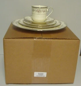 Juego de 20 piezas Noritake SHENANDOAH CUATRO LUGARES AJUSTES Más juegos aquí - Imagen 1 de 5