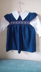 Vintage 60's Polly Flinders Hand Smocked Girl's Dress Prairie Navy Floral 3T - Picture 1 of 5