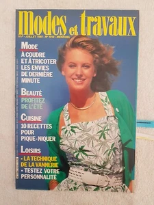 MODES ET TRAVAUX N°1016 07/1985 Mode Couture Tricot Poupée Loisirs créatifs - Picture 1 of 9