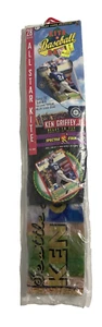 Vintage 1999 Ken Griffey, Jr. Slide Kite und Baseball Karte Neu aus altem Lagerbestand Seattle Mariners - Bild 1 von 2