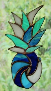 OCEAN BREEZE PINEAPPLE Authentic Handmade Stained Glass SUNCATCHER Turquoise - Picture 1 of 12