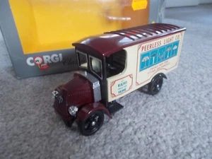 1:43 Corgi Classics Mack Truck Peerless Light Co. C906/7 OVP - Bild 1 von 1