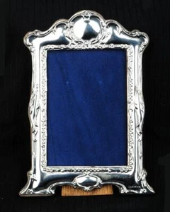 LARGE Art Nouveau London Hallmark Sterling Silver Photo Frame : Xmas Valentines - Picture 1 of 2
