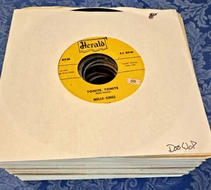 7 " DOO WOP - 48 RECORD LOT - THE RAYS/MELLO KINGS/SWALLOWS/THE CROWNS & MORE - Foto 1 di 7