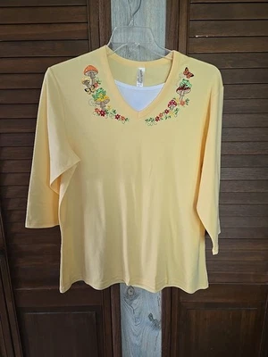 NWT Morning Sun Womens Yellow Pullover Top Embroidered Frogs Size 2x 3/4 Sleeve - Image 1 of 4