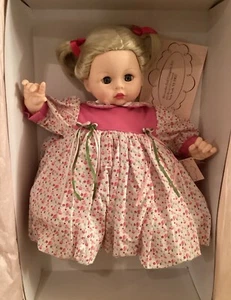 Neu im Karton Madame Alexander große Babypuppe "Pink Roses Pussycat" - Bild 1 von 15