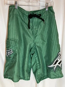 Pantalones cortos de tabla verde para hombre Fox Riders Co baúles de baño bordados talla 28 11"" entrepierna - Imagen 1 de 4