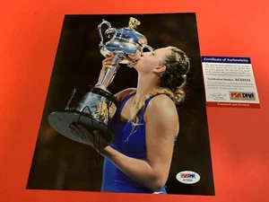Victoria Vika Azarenka Tennis Signed Auto 8x10 PHOTO PSA/DNA COA - Picture 1 of 2