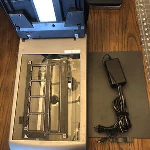 Epson Perfection 1660 Photo Slides Flatbed Scanner Model J112A +CD - Picture 1 of 5