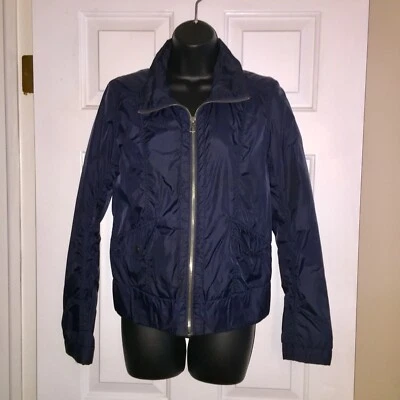 Chaqueta cortavientos H&M LOGG azul marino para mujer talla 6 pequeña Foto 1 de 4