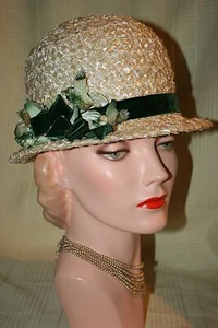 Bezaubernder Vintage 60er Jahre Stroh Cloche Hut von Patricia mit Blumendekor - Bild 1 von 8