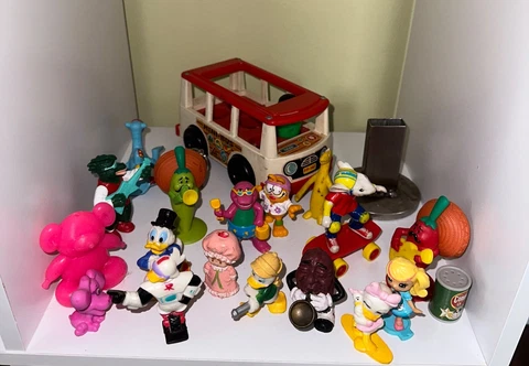 vintage lot of pvc mixed figures duck tales barney Garfield little people bus Cover