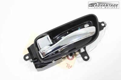 Nissan Máxima 2018-2023 trasero izquierdo interior puerta panel manija cromo OEM Foto 1 de 4