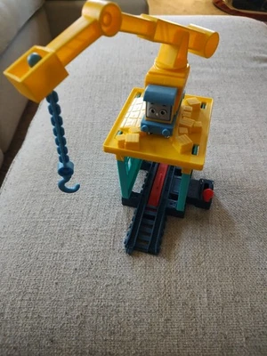 Thomas & Friends Fix Em Up Friends Carly the Crane Track juguete de tren de repuesto Foto 1 de 4