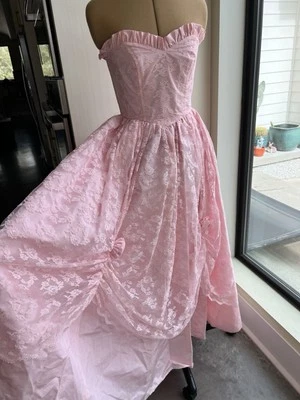 Vintage 1960s Pink Dress Lace Party Formal Gown Rose Handmade Prom Strapless - Image 1 of 4