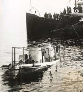 LONG ISLAND SOUND - 1932 - WILLIAM BEEBE DIVER SUBMARINE PHOTOGRAPH - Picture 1 of 9