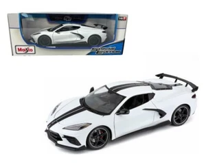 MAISTO 2020 CHEVROLET CORVETTE C8 STINGRAY 1/18 HIGH WING w/ STRIPES WHITE - Picture 1 of 6