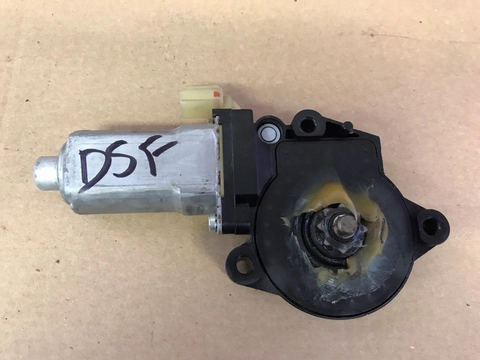 08 KIA SPECTRA 5 HATCHBACK IZQUIERDO LADO DEL CONDUCTOR MOTOR ESPEJO RETROVISOR DELANTERO Foto 1 de 1