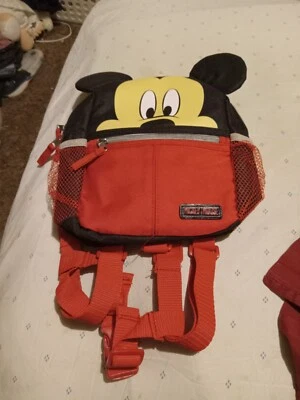 Mochila Arnés Disney Baby Mickey Mouse Rojo Negro **Gran Forma** Foto 1 de 4