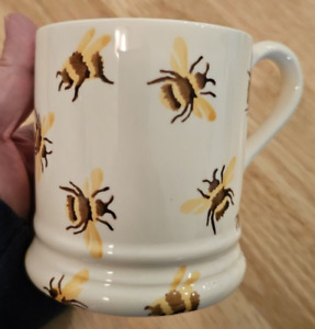 Emma Bridgewater 1/2 Pint Mug Bumble Bees Made In England Brown Yellow EUC AUCTI