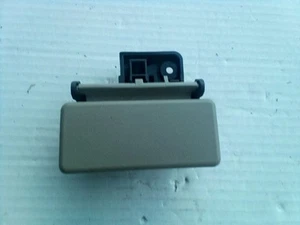 Ford Fusion 2009 guantera pestillo de manija compatible con 2006-2009 - Imagen 1 de 3
