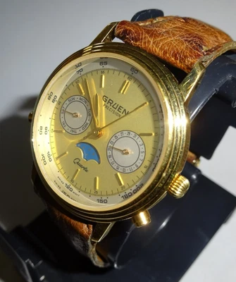 Raro Reloj de Cuarzo Analógico GRUEN PRECISION De Colección Fase Lunar Esferas de Día y Fecha Foto 1 de 4