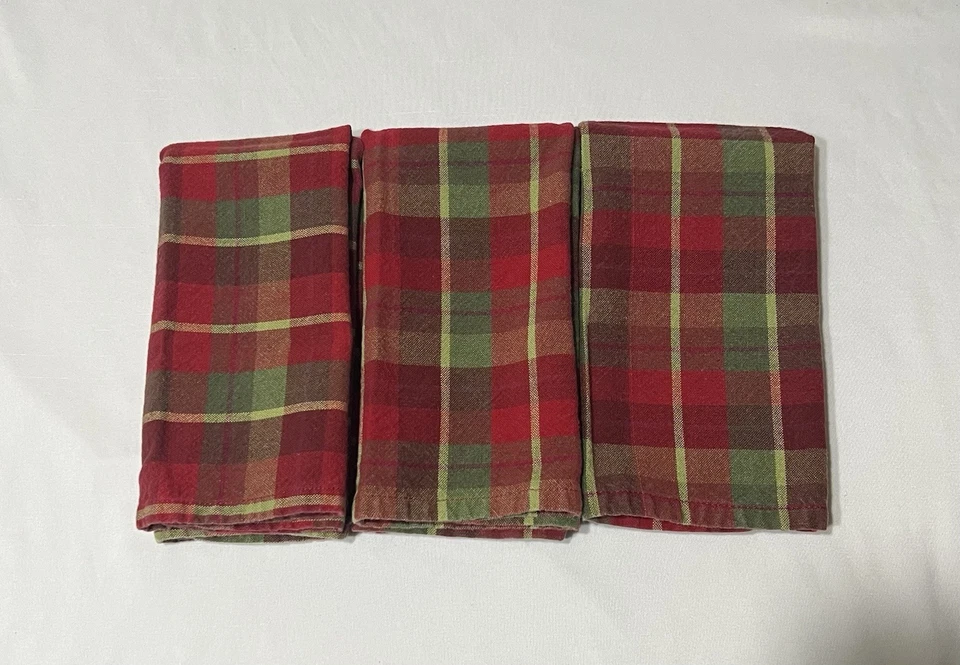 Set 3 vintage Christmas plaid napkins cotton Park designs Holiday Square LN - Image 1 of 4